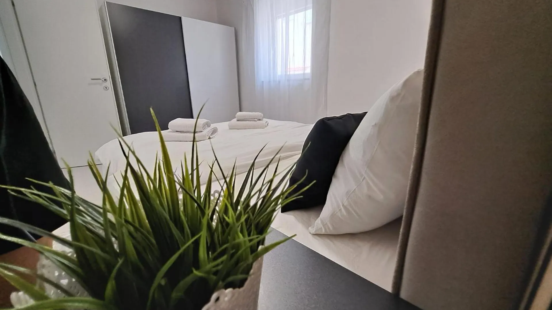 Apartment Apartman Mares 3 Krk Town